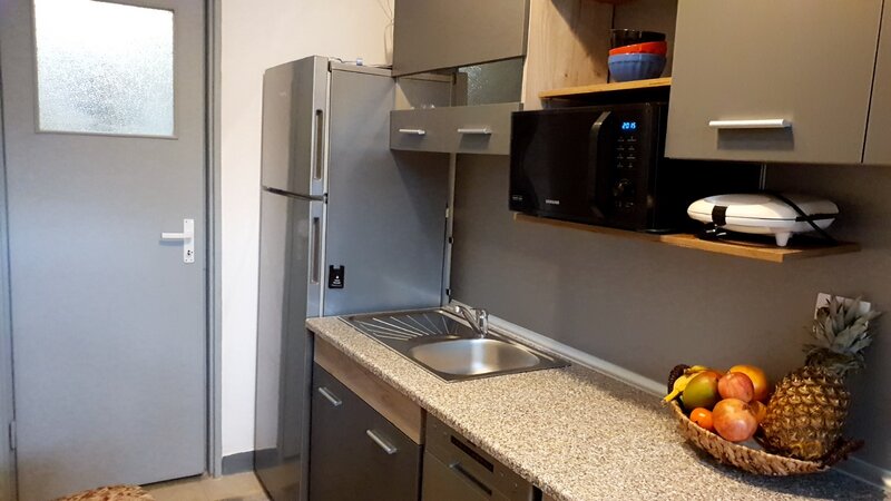 Militari, Crangasi, apartament 2 camere, et. 2/4, Bd Constructorilor.