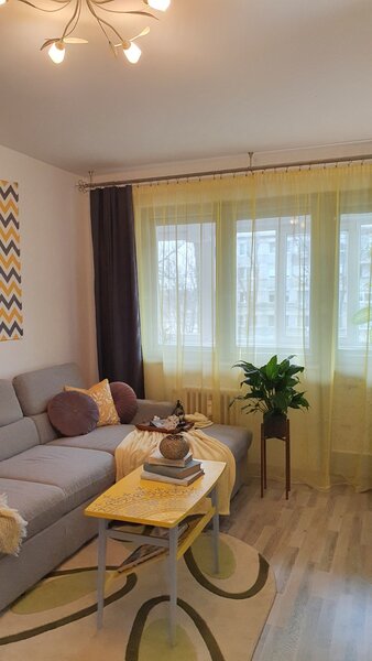 Militari, Crangasi, apartament 2 camere, et. 2/4, Bd Constructorilor.