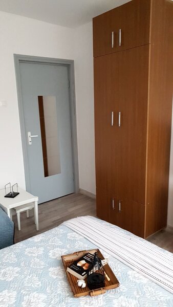 Militari, Crangasi, apartament 2 camere, et. 2/4, Bd Constructorilor.